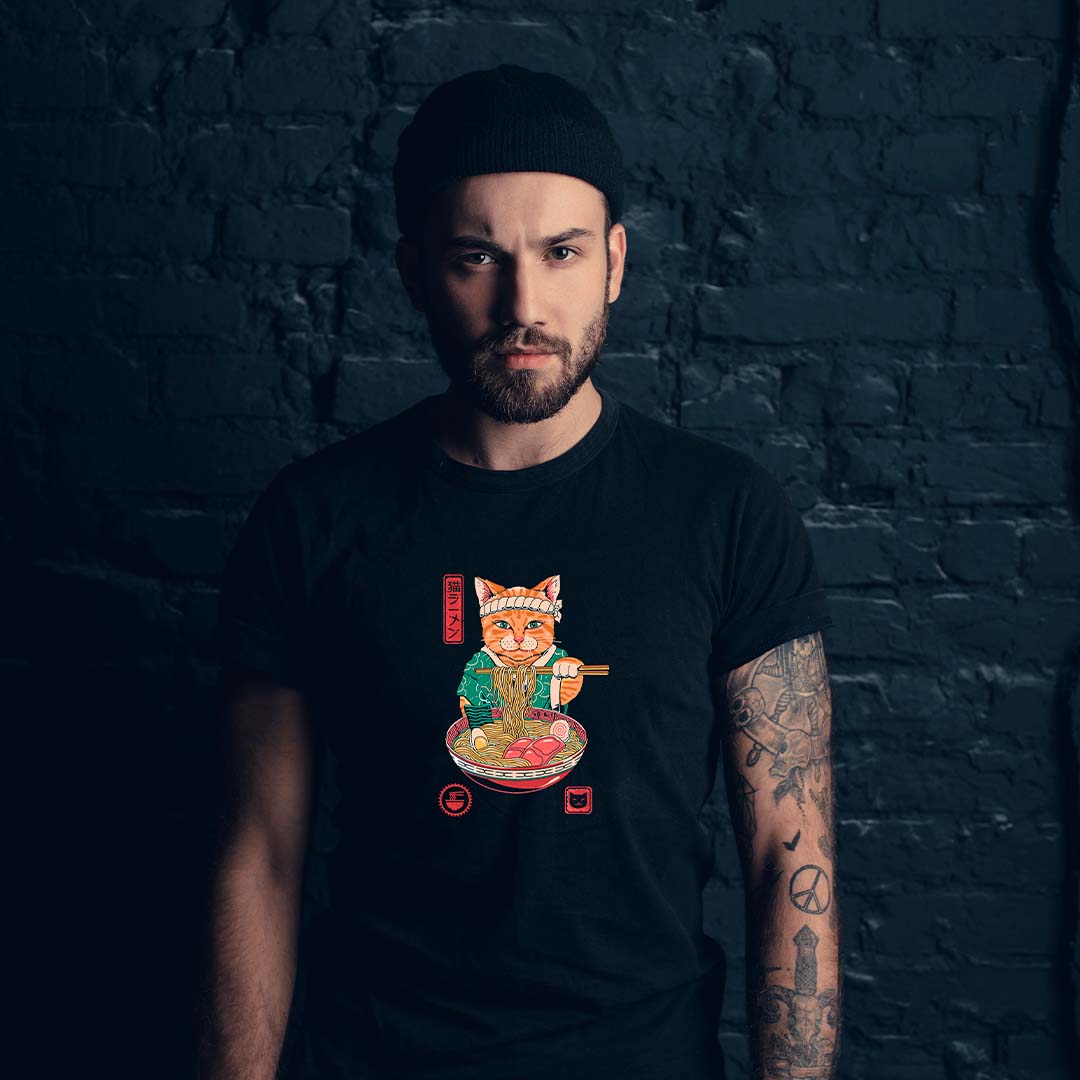 Polera-gato-ramen-meiyo-modelo-2